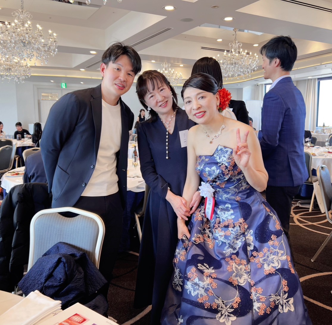 『最もやさしいアライナー矯正の教科書』出版記念パーティー開催レポート